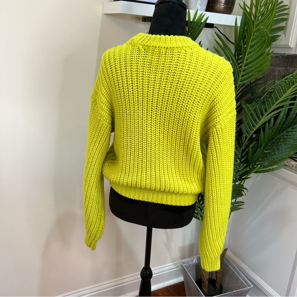 Show Me Your Mumu Cropped Bailey Lime Green Sweater Small - Picture 7 of 8